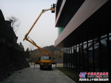 门头沟区电力检修升降车出租昌平区空调安装登高升降机出租