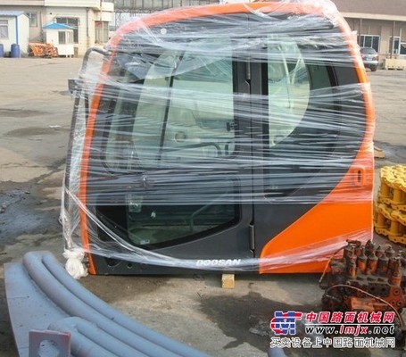 供应大宇挖掘机驾驶室DX300LC