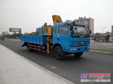 5吨随车吊8吨随车吊10吨随车吊直销13872886602 