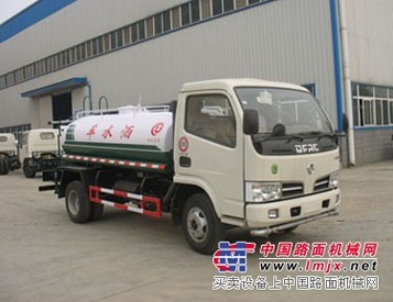 供应3.5吨福瑞卡洒水车湖北江南姚经理15997862021