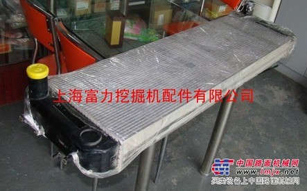 供应日立挖掘机水箱