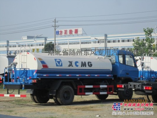 柳州洒水车直销点 8吨水车新品