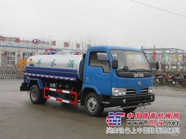 惠销8方洒水车