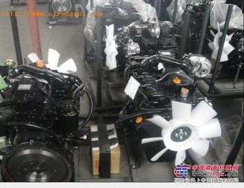 供应洋马发动机配件/洋马4TNV98T-SFN总成/洋马配件