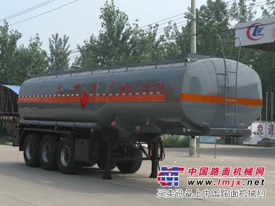 供应甘肃、湖南、江苏哪里有化工液体运输车哪里有的化工车？