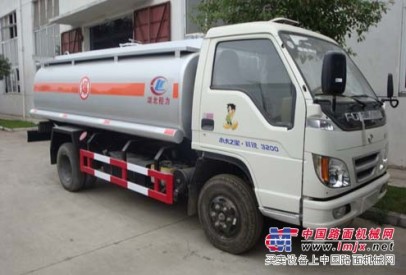 供应东风福田5吨加油车 加油车价格 13872886510