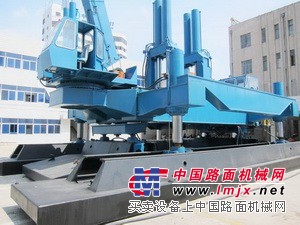 600t-1000t静力压桩机