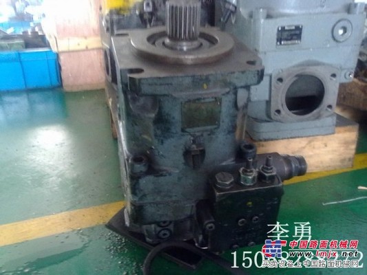 专业维修力士乐A11VO250柱塞泵液压泵