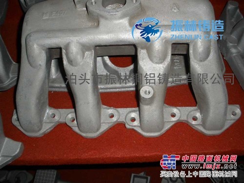供应铝铸件www.btzlzz.com工艺精良