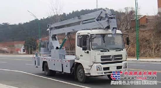 東風(fēng)小霸王高空作業(yè)車廠家？多少錢？打到日軍維護(hù)主權(quán)