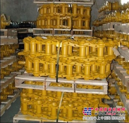 供应山推TY220链条