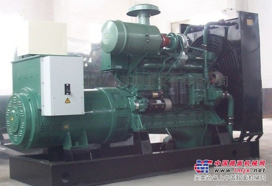 邢台发电机租赁，出租1100kw、1200kw发电机