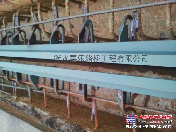 2012年桥梁维护工程,桥梁伸缩缝更换,桥梁伸缩缝安装,嘉乐安装与养护桥梁伸缩缝工程价格