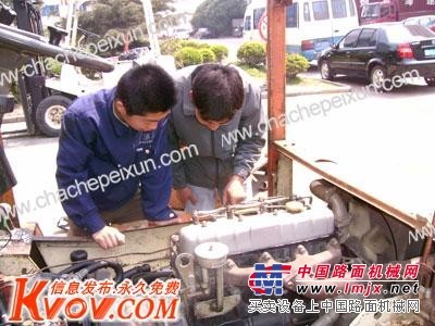 上海閔行叉車維修、陳行叉車維修、保養13564214283