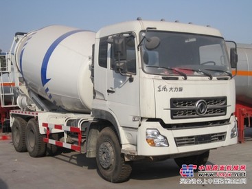东风大力神混凝土搅拌车12方