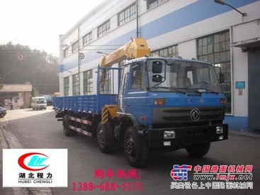 东风小三轴随车吊湖北地区报价多少？13886885171