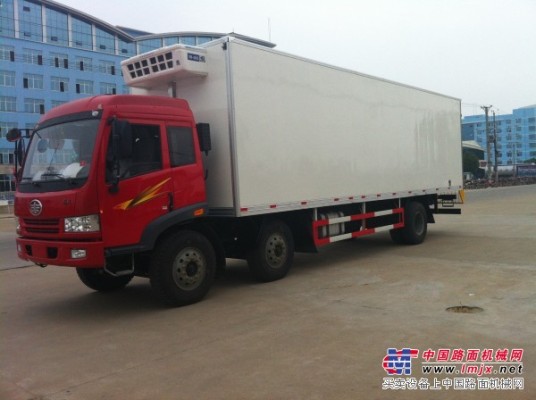 那里有解放7.5米冷藏车厂家 解放全中国7.5米冷藏车报价