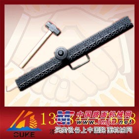 供应强力锤式钉扣机 锤式钉扣机 皮带钉扣机