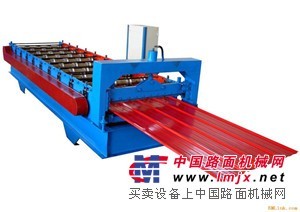 供应明信840彩钢压瓦机设备，C型钢机，广告扣板机