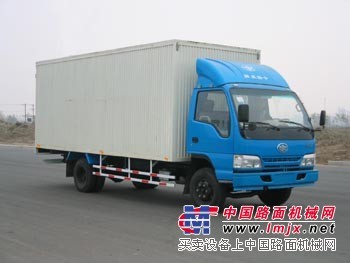 贵州四川解放7米7.5米9.6米鲜肉冷藏运输车厂家