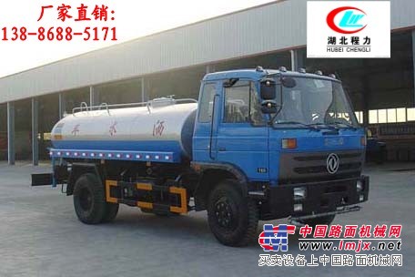 買灑水車要注意什麽？13886885171廠家直銷灑水車