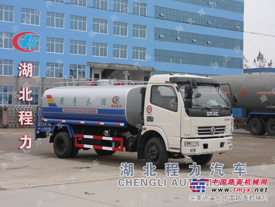 东风洒水车厂家 3吨5吨洒水车价格 5吨洒水车价格