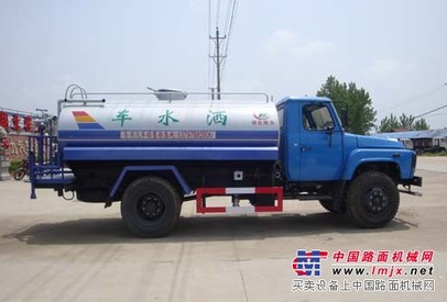 供应东风尖头洒水车  厂家直销 快来抢购