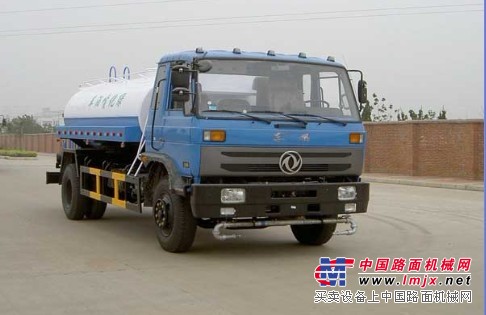 东风多利卡5-6立方洒水车厂家直销13886889689