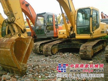 青海二手挖掘机销售分公司-现代225-7二手挖机