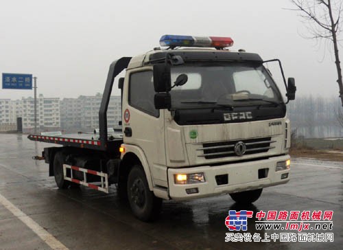 多利卡清障车&清障车&清障车厂家