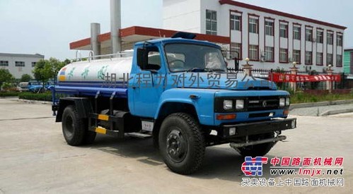 长沙湘潭那里有5方6吨8吨10方卖洒水车厂家销售点