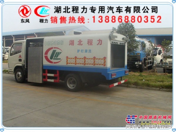 在哪里有卖道路清扫车啊|道路清扫车多少钱