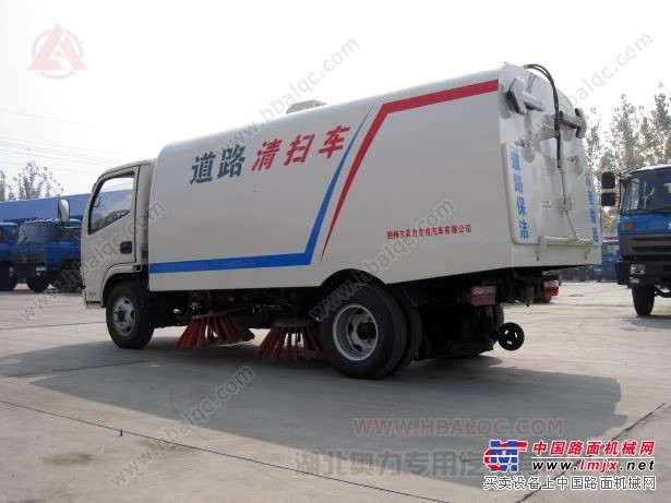 东风福瑞卡扫路车,小型扫路车