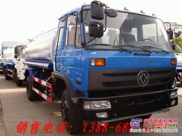 供应多功能洒水车 哪里有上蓝牌8吨运水车卖 洒水车价格