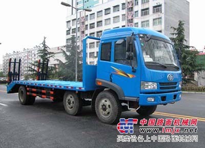 供应广西|贵州|福建|解放小三轴工程机械运输车、厂家直销