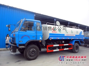供应一台9立方洒水车价格