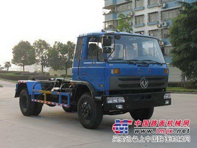 長(zhǎng)期供應(yīng)東風(fēng)145車廂可卸式垃圾車及新價(jià)格咨詢