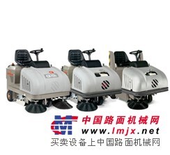 89折供应市政部门专用型CS72(H、B)驾驶式无尘扫地机