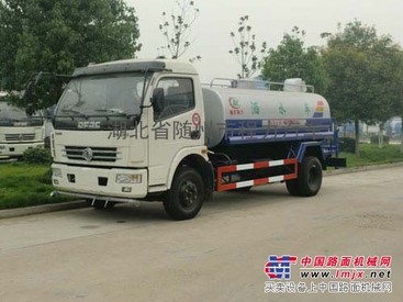 供应东风8吨洒水车厂家哪里有卖8吨洒水车