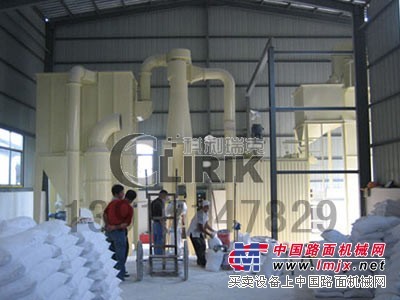 贵州硫酸钡粉石机每小时的产量是多少