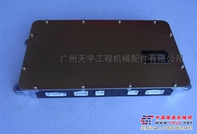 供应加藤820挖掘机电脑板