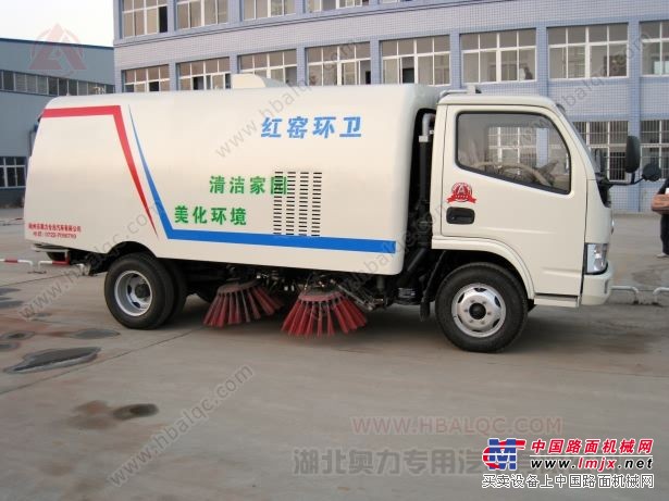 東風福瑞卡掃路車