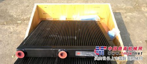 供应88290001-953寿力水冷机油冷却器