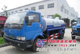 小型洒水车,东风多利卡康霸洒水车价格,6吨园林洒水车厂家