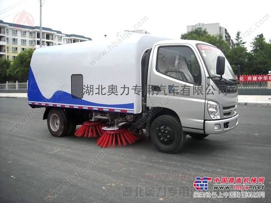 北汽福田扫地车/公路洗扫车/清扫车厂