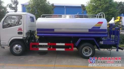 双辽市东风天龙洒水车,18吨洒水车