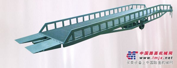 丹东移动式登车桥 液压式登车桥价格