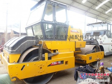 出售徐工12Ｔ双钢轮