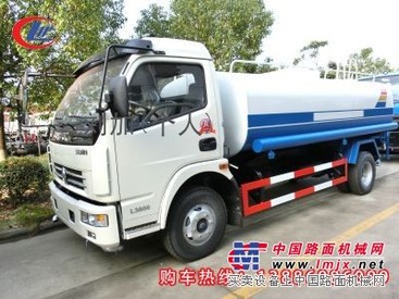 吉安5吨洒水车现车出售13886886099