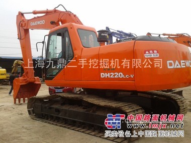 供應鬥山DH220-V二手挖掘機 挖機價格圖片